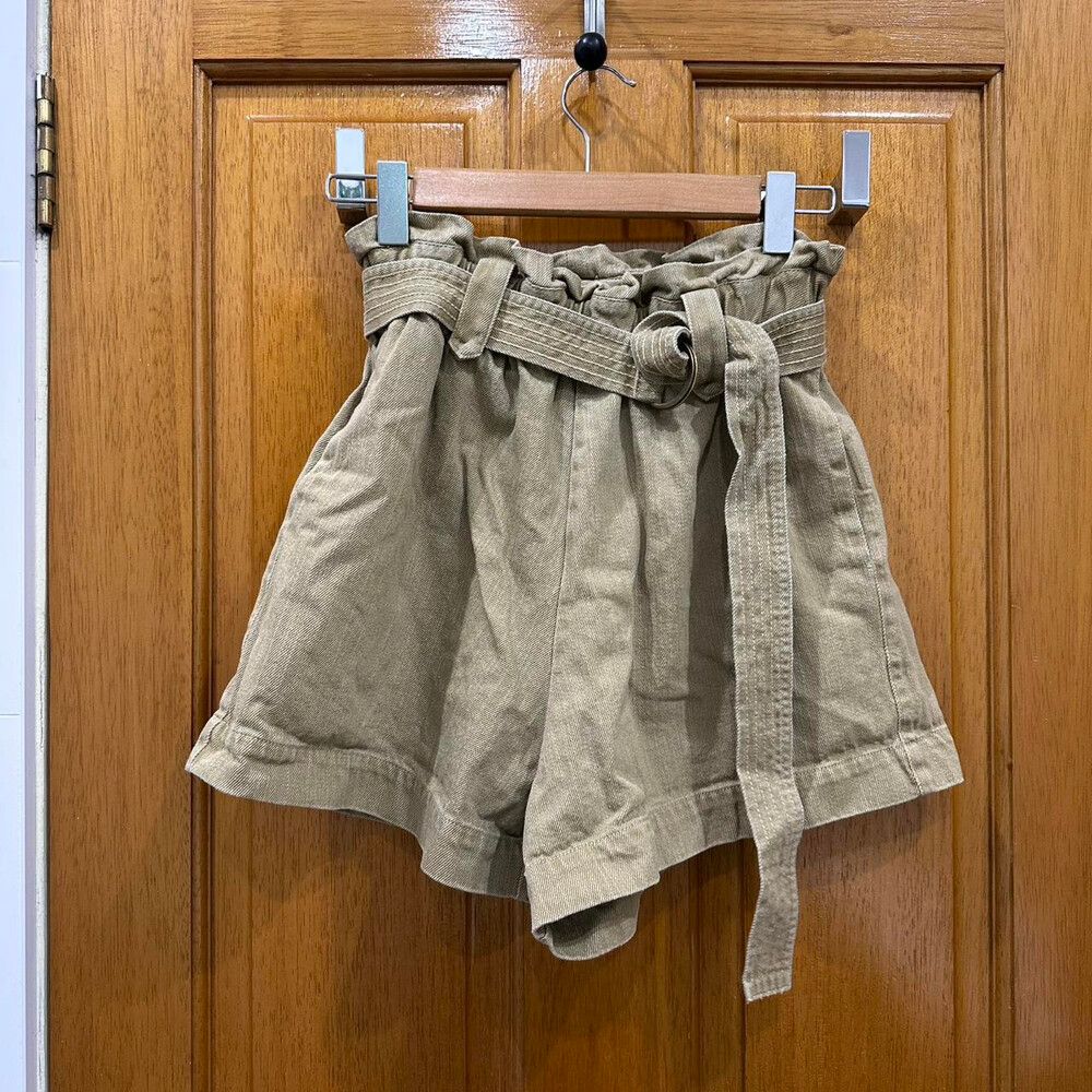 ROWIE SHORTS SIZE XS
