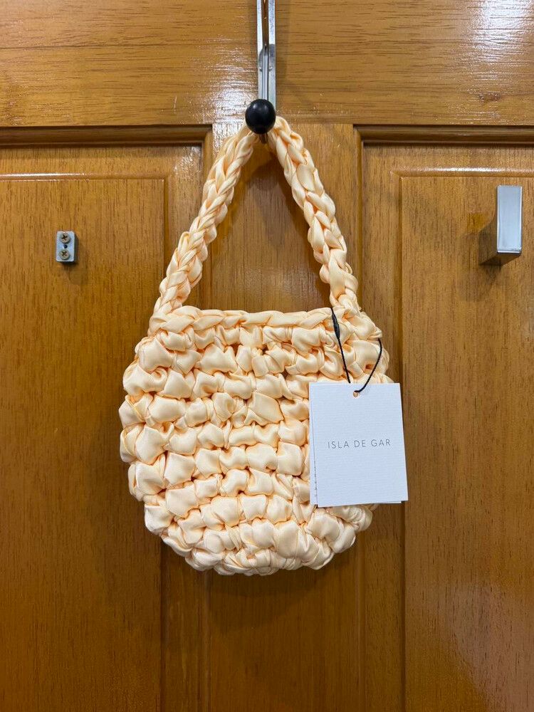 ISLA DE GAR HIVE BAG BUTTER