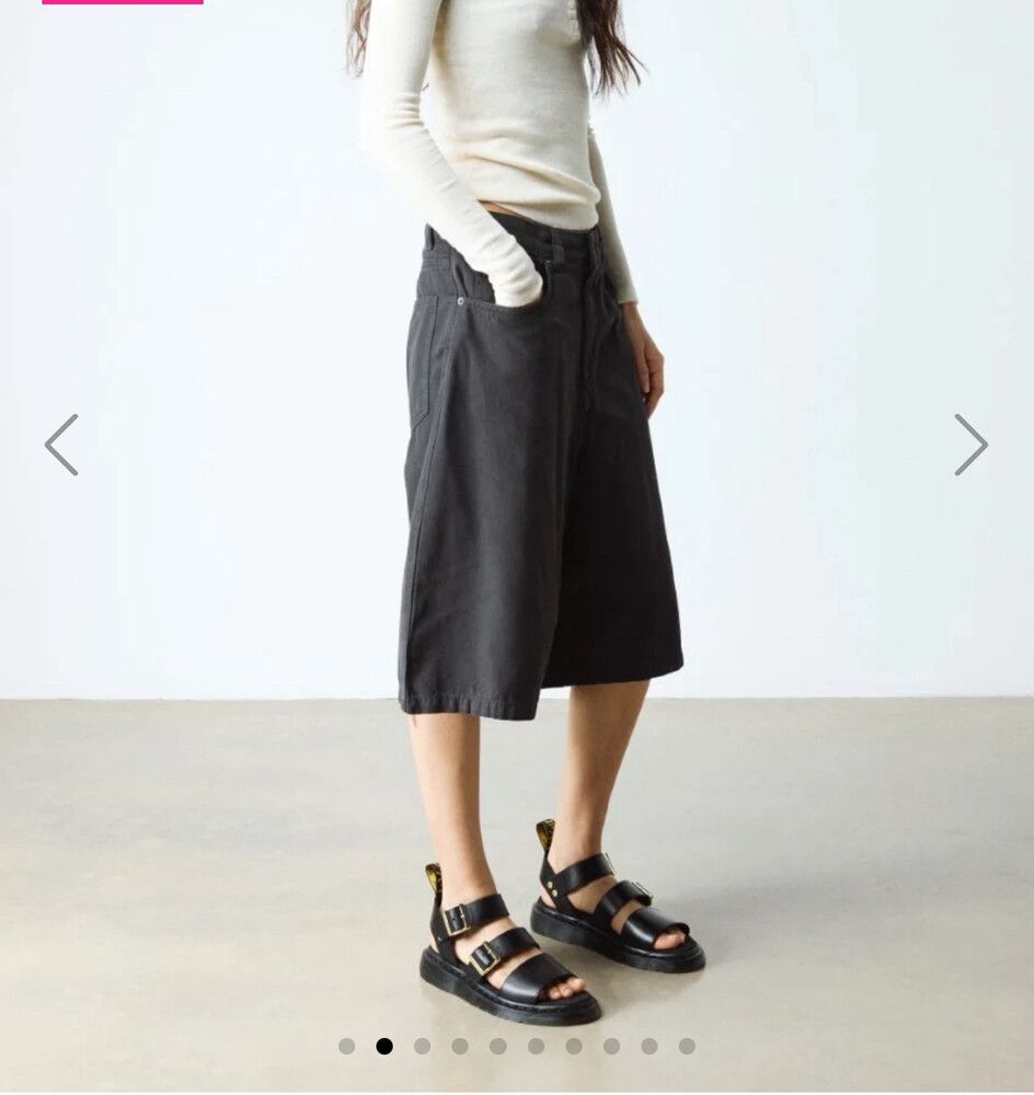 Dr Marten Gryphon Sandals