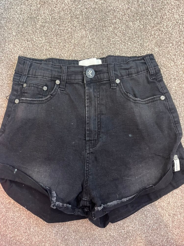 One teaspoon Shorts