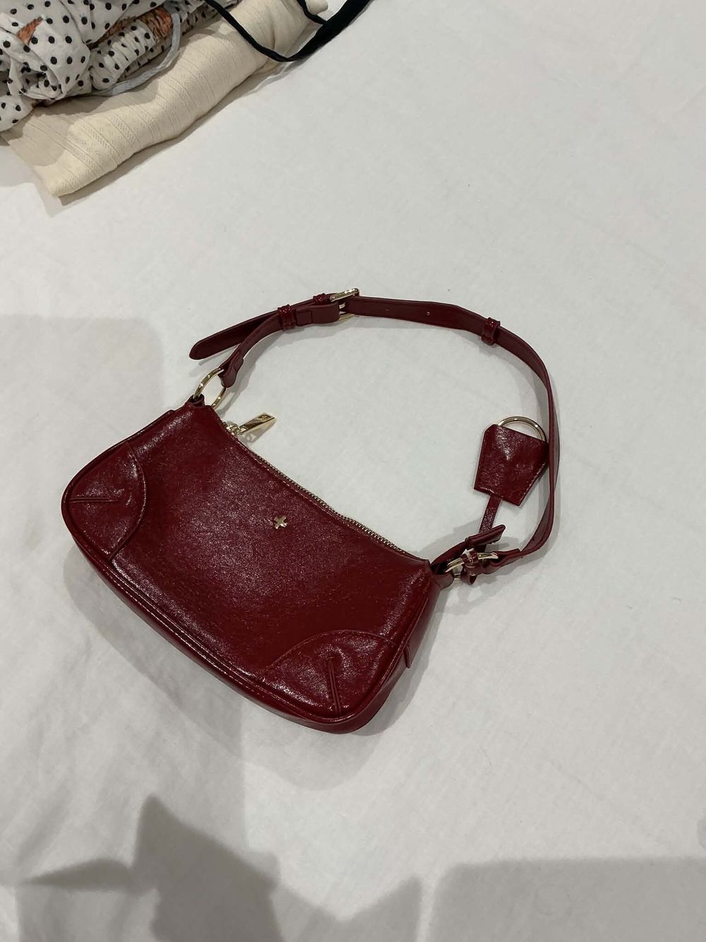 Peta & Jain - Cherry/dark red handbag