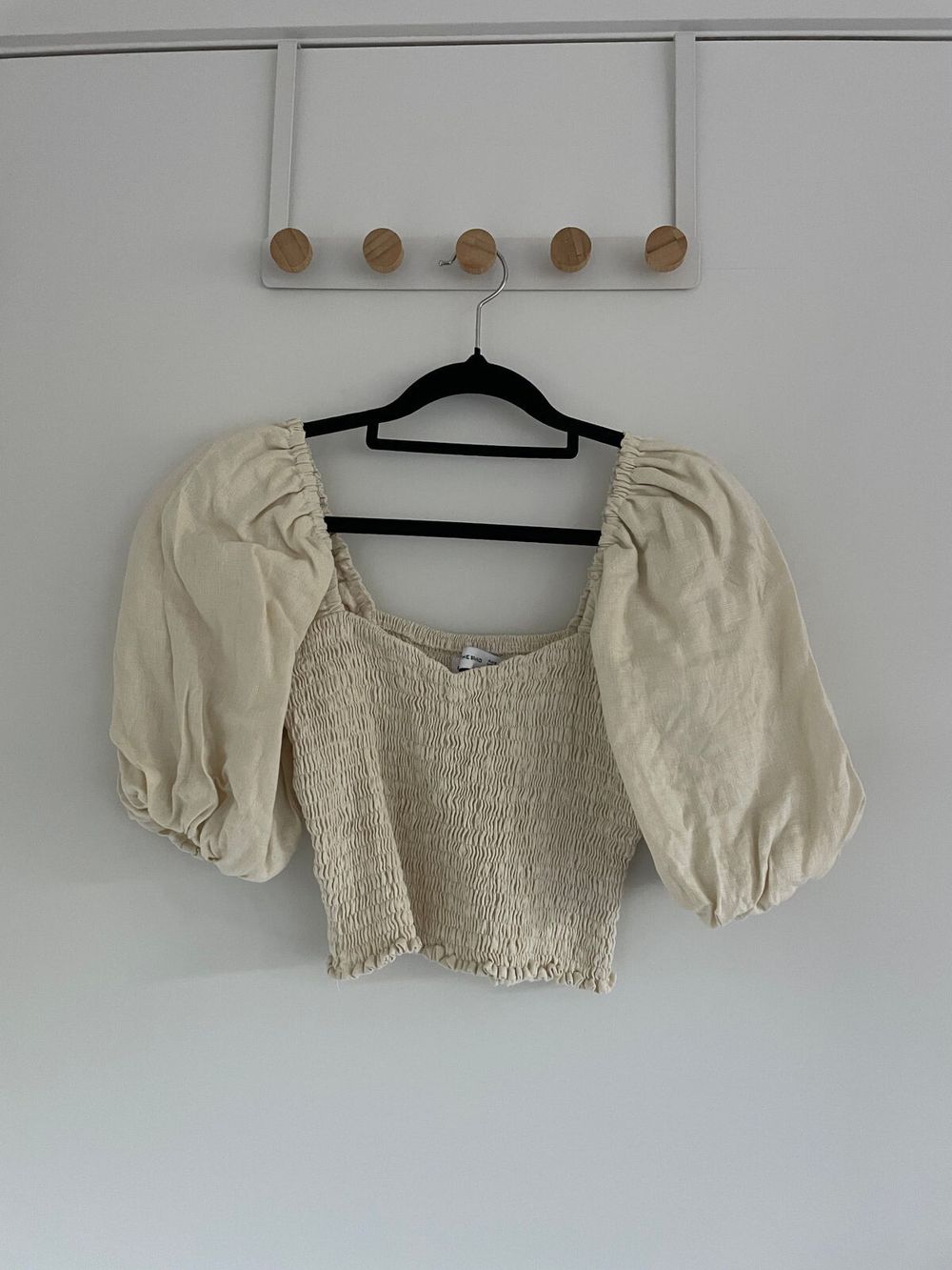 Faithfull The Brand - Shirred Natural Linen Top with puff Sleeves - Size 8