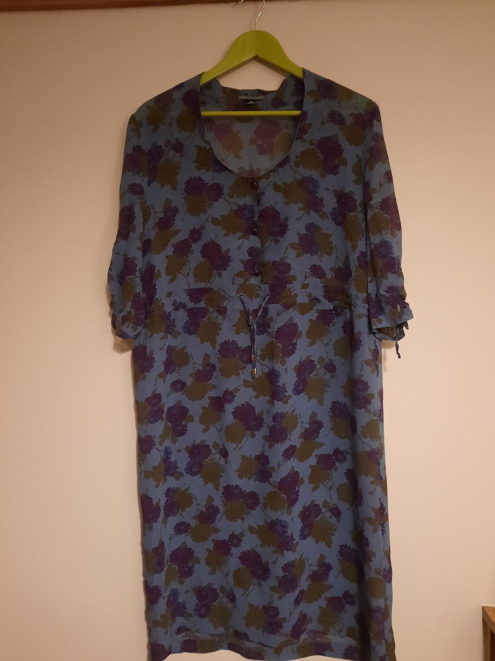 Ingrid Starnes blue floral dress