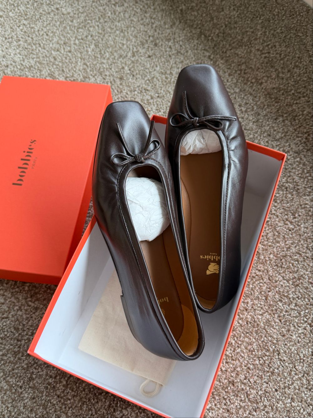 Bobbies Brown Leather Ballet Flats