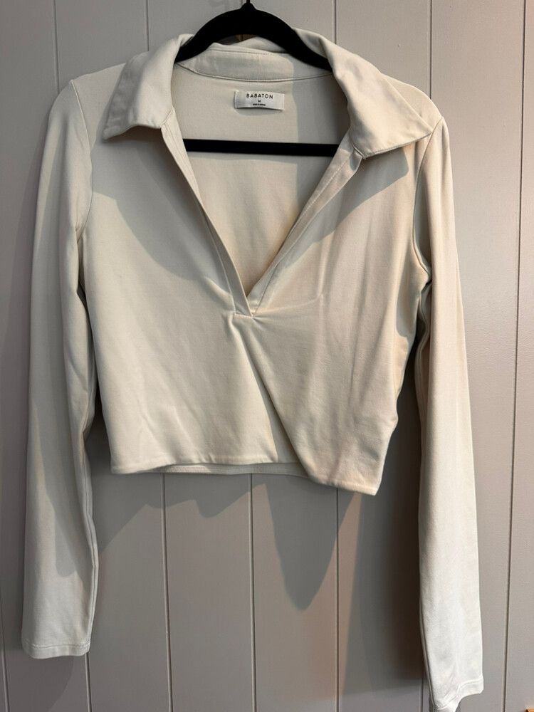 Aritzia Babaton Beige Long Sleeve Top