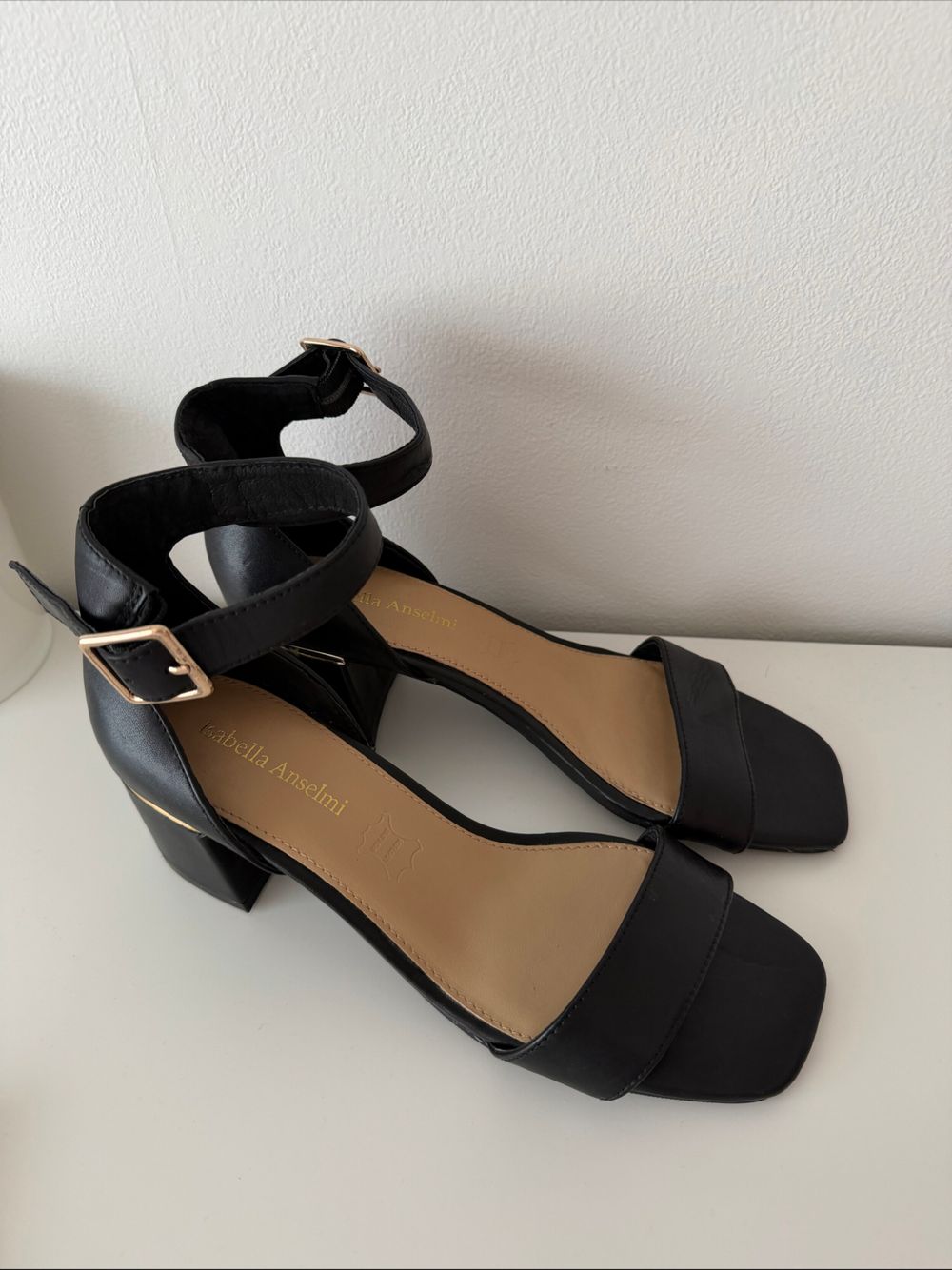Isabella Anselmi heel / sandal
