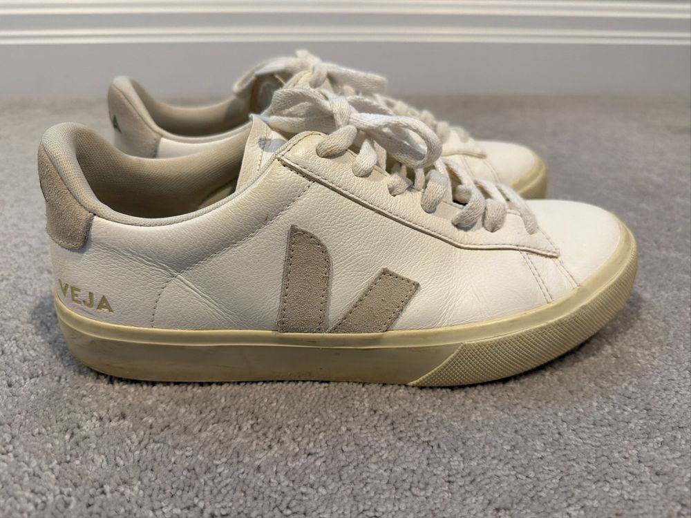 VEJA Trainers White & Suede EUR40 / US9 / UK7