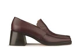 Beau Coop Elena Bordo Burgundy Loafers Size 38 - worn once