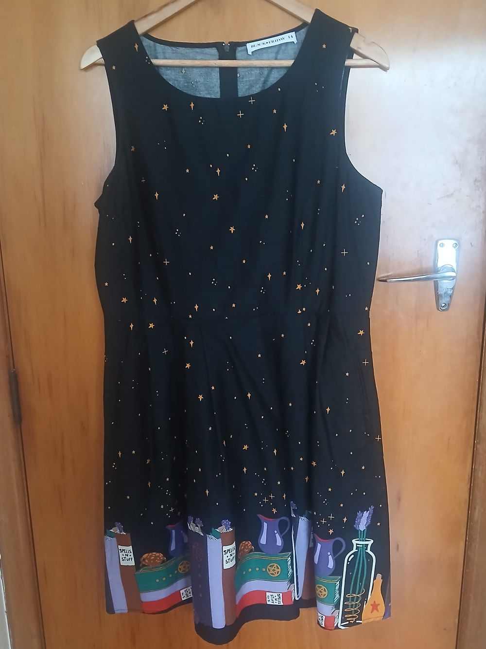 Black Friday Black Star Print Dress