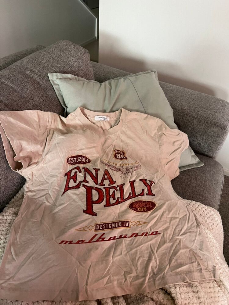 Ena Pelly Beige T-Shirt