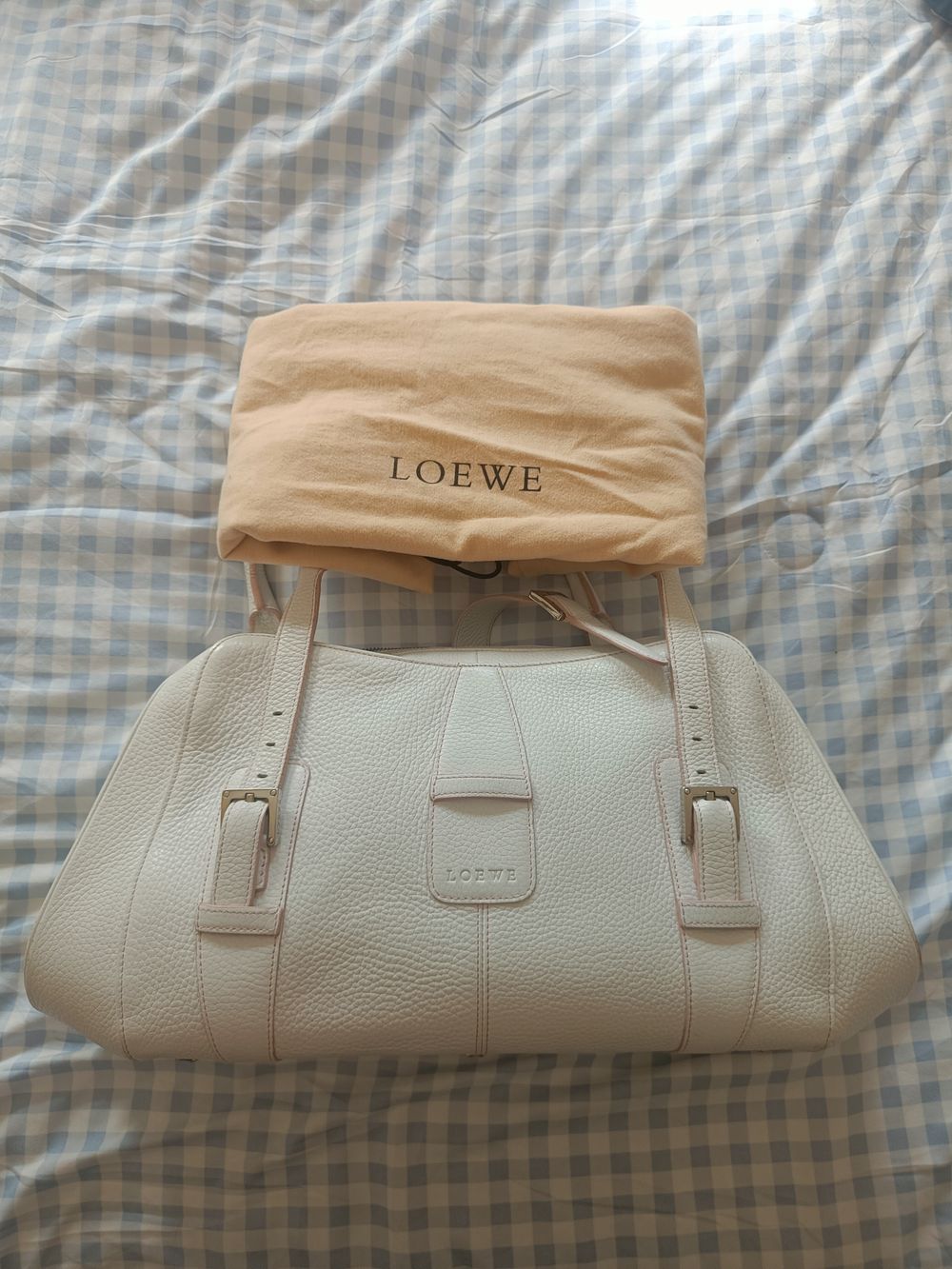 Loewe White leather Handbag