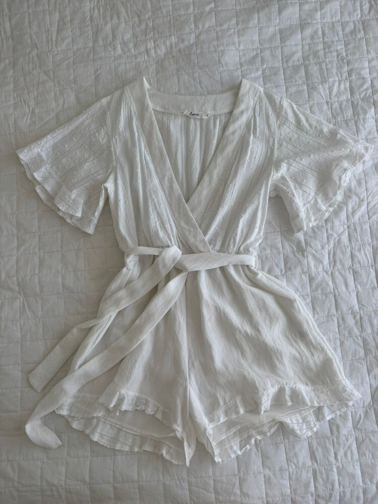 Dazie White Playsuit - size 10
