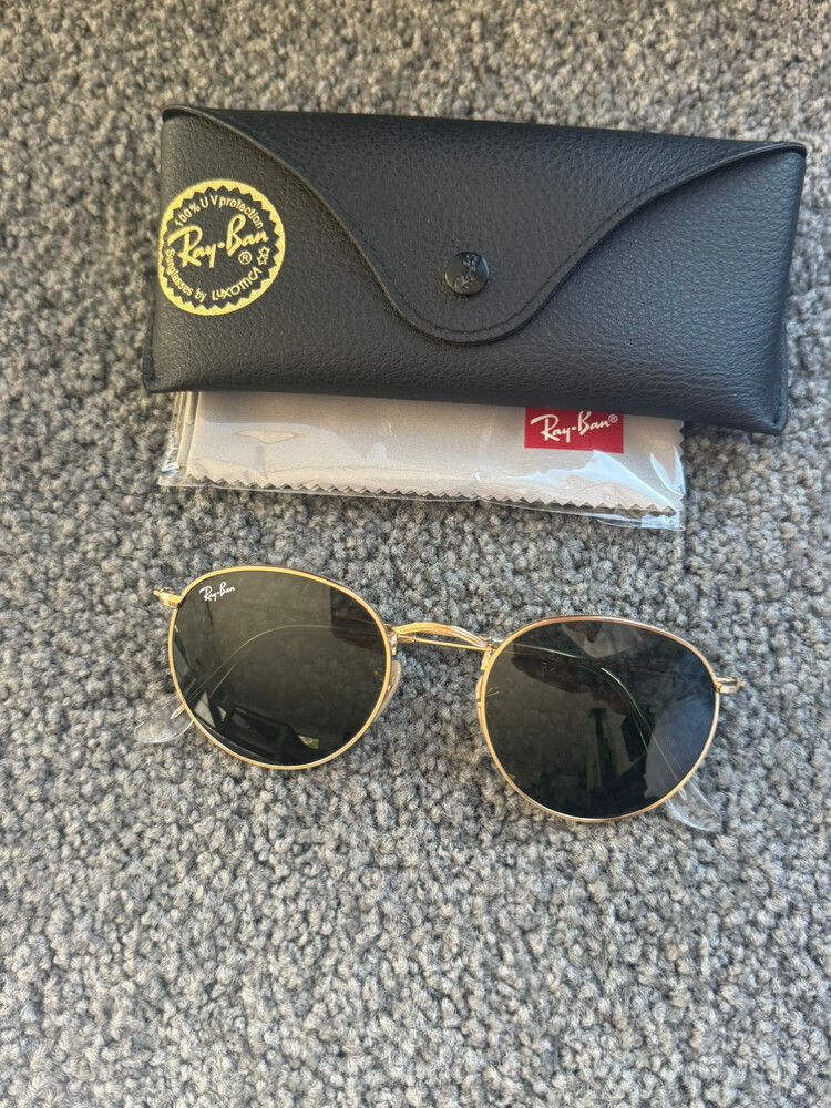 Ray-Ban Round Metal Sunglasses