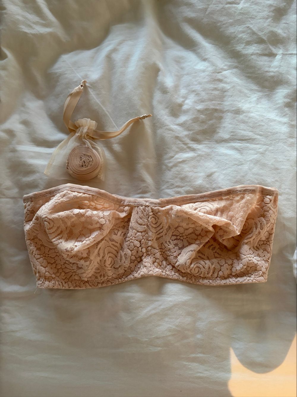 Wacoal Halo Lace Lace Beige Strapless Bra