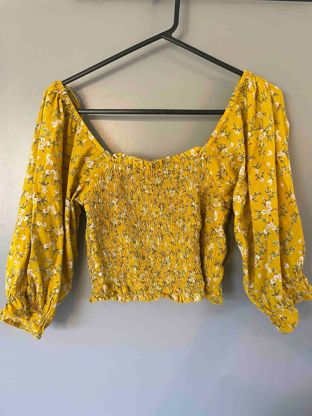Tree of Life Yellow Floral Smocked Top - Boho Peasant Crop Blouse - OS Fits S/M