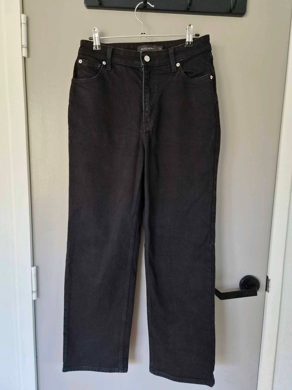 Witchery Black Straight Leg Jeans Size 8