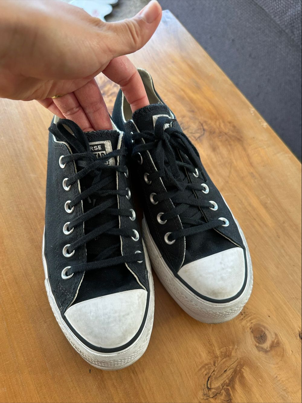 Converse low top platform