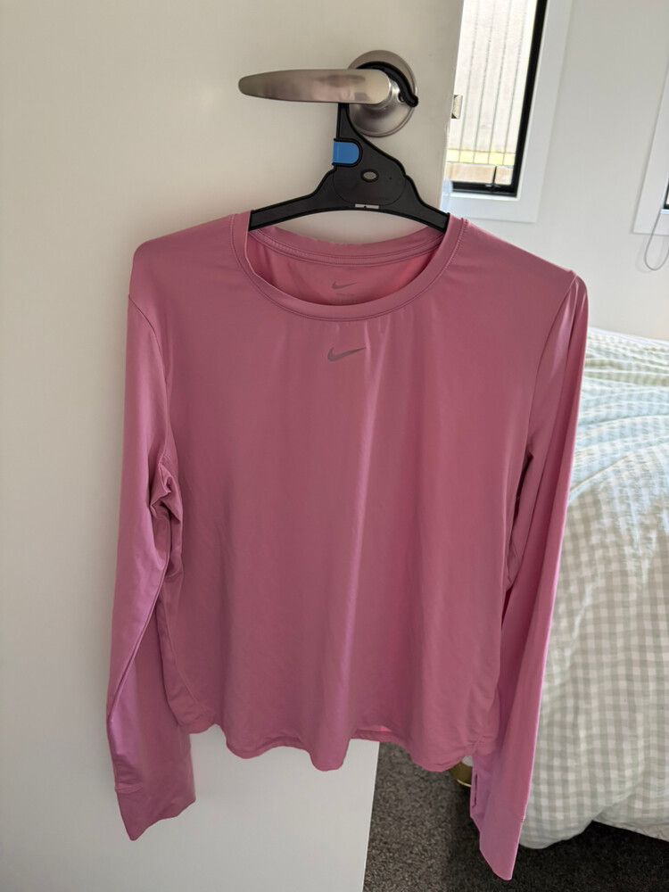 Nike long sleeve