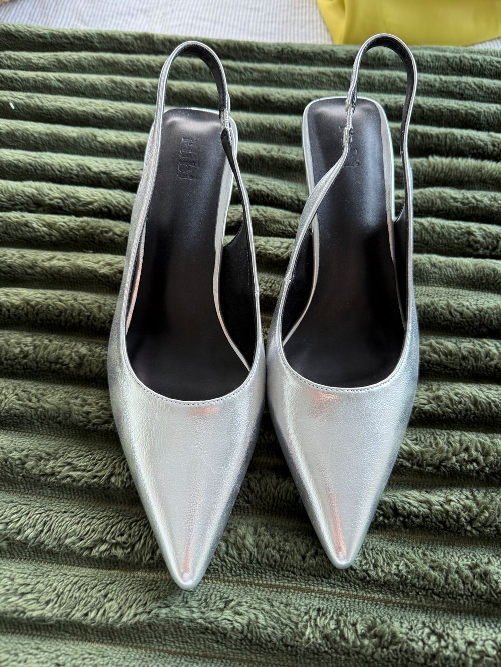 Rubi Silver Heels