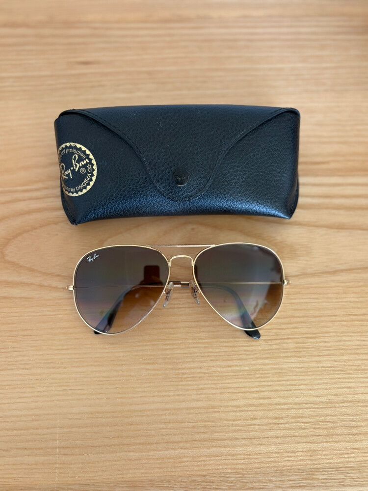 Ray-Ban Aviator Sunglasses