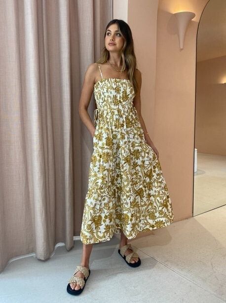 Shona Joy Saffron Shirred Tiered Midi Dress In Curry/Ivory