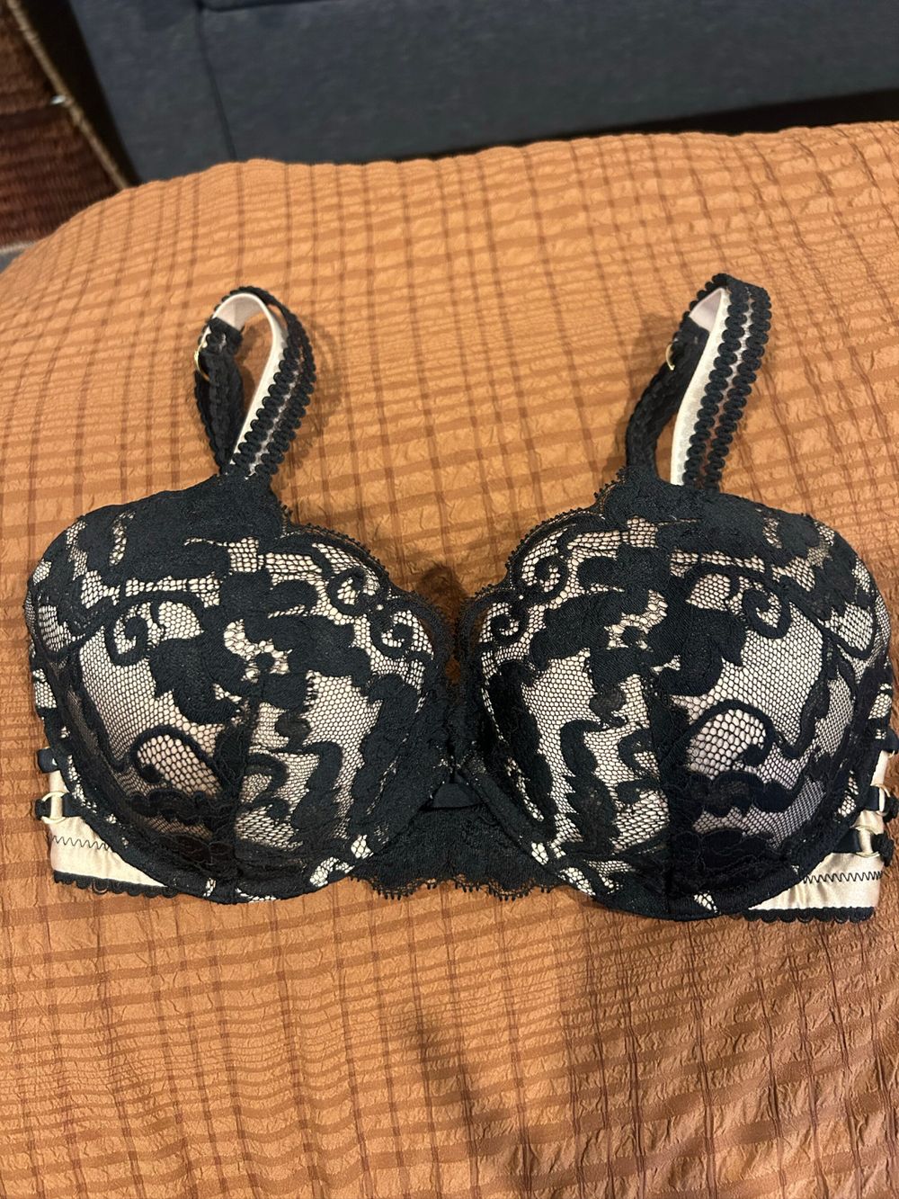 Pleasure State bra 8DD