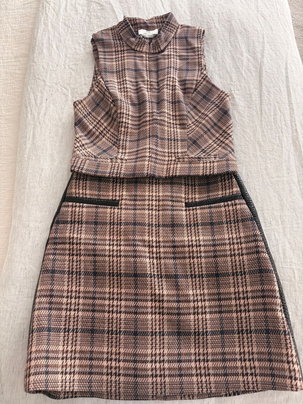 Cue Plaid 2 piece plaid Skirt and Top