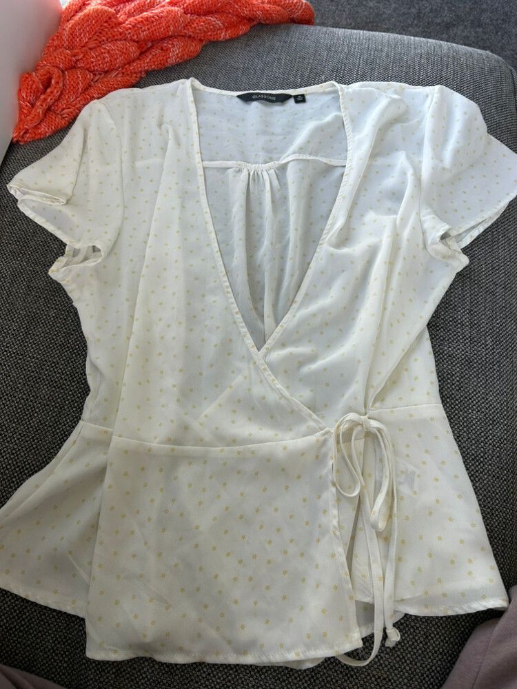 Glassons Wrap Top