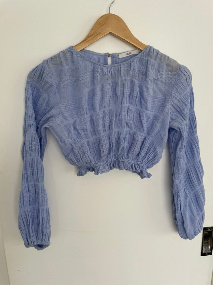 RUBY Mirella Long Sleeve Crop