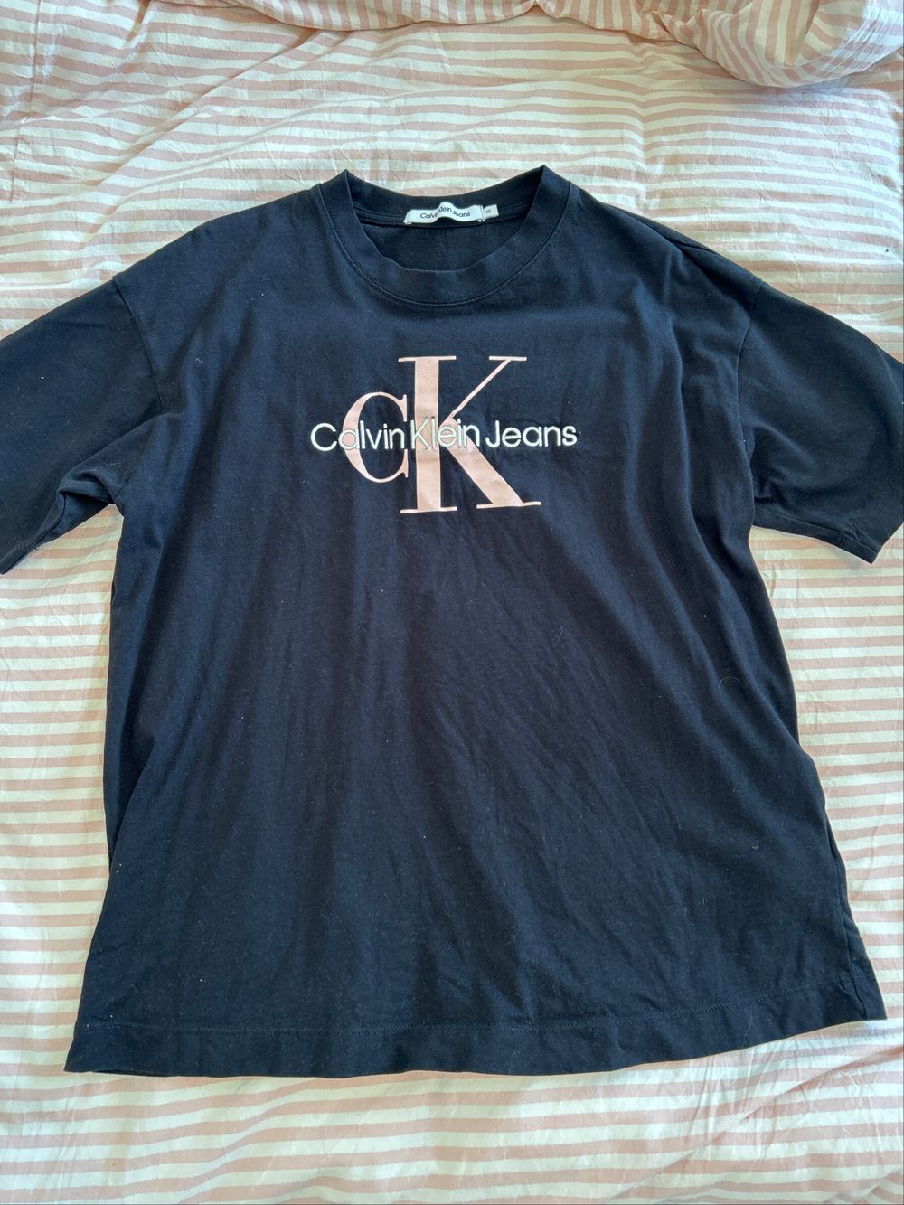 Calvin Klein Tshirt