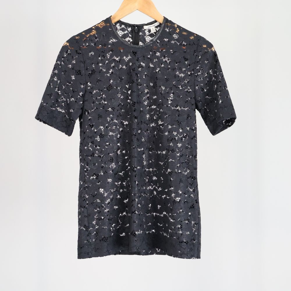 Juliette Hogan Lace T Shirt Black Size 8