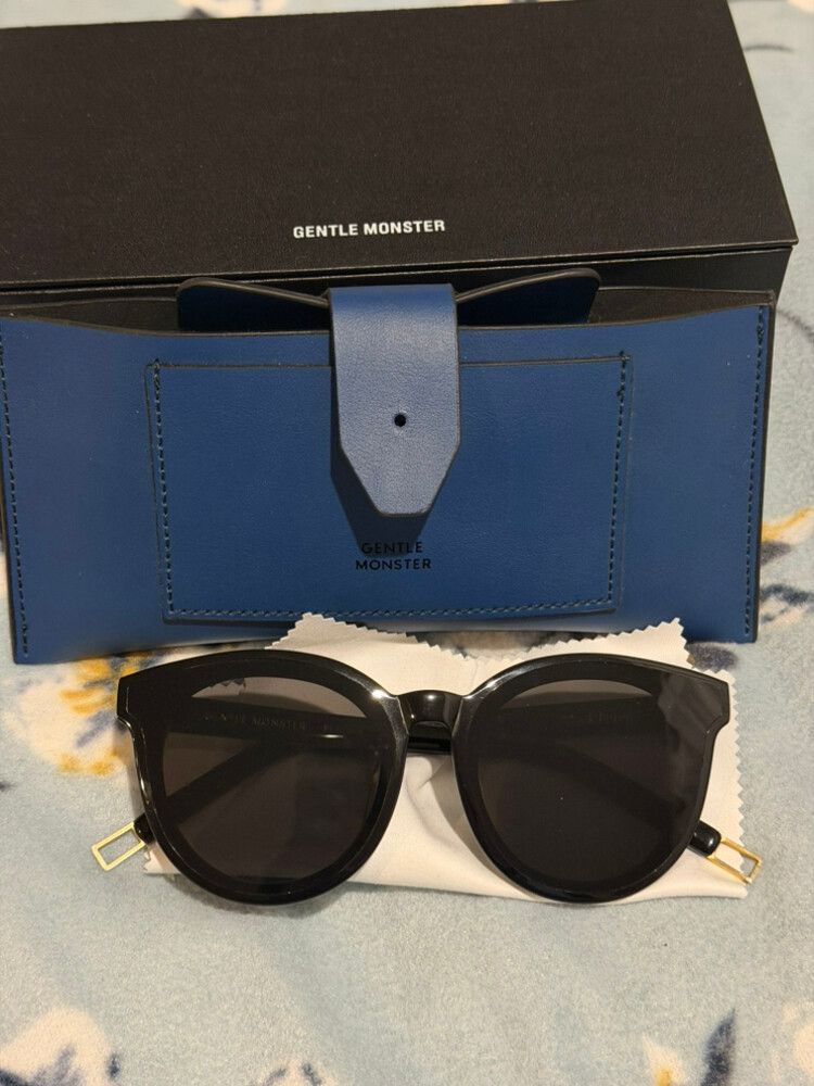 Gentle Monster Black Peter Sunglasses