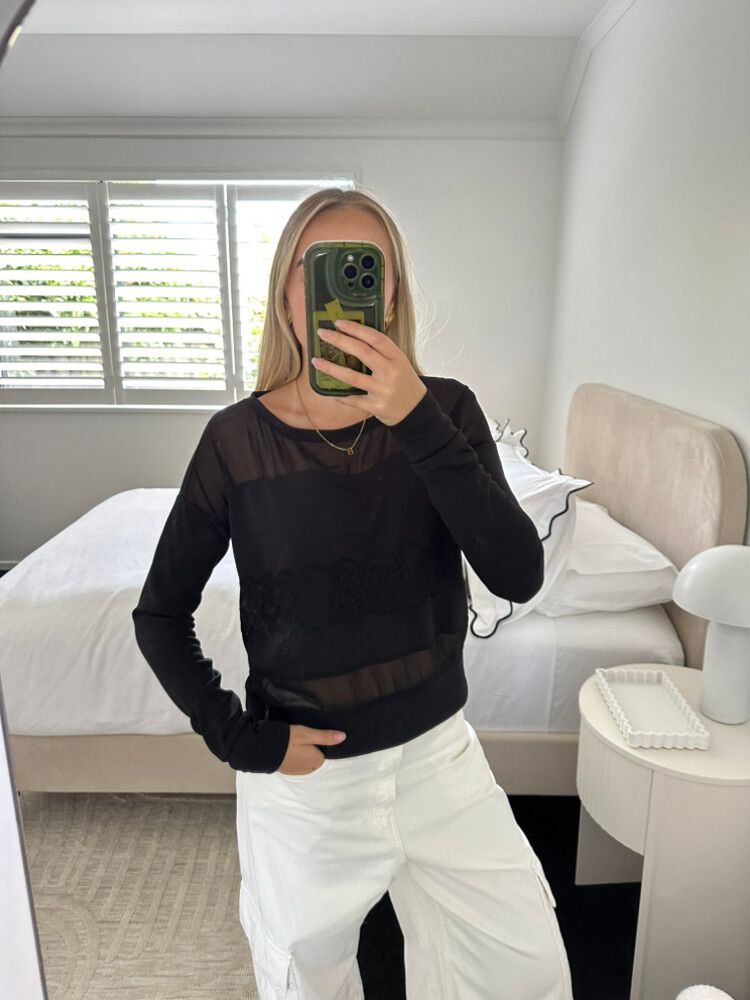 VINTAGE LACE JUMPER