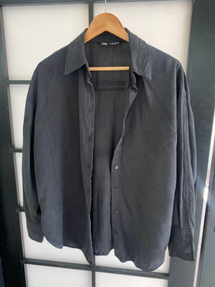Zara - Zara Soft Oversized Shirt S on Designer Wardrobe
