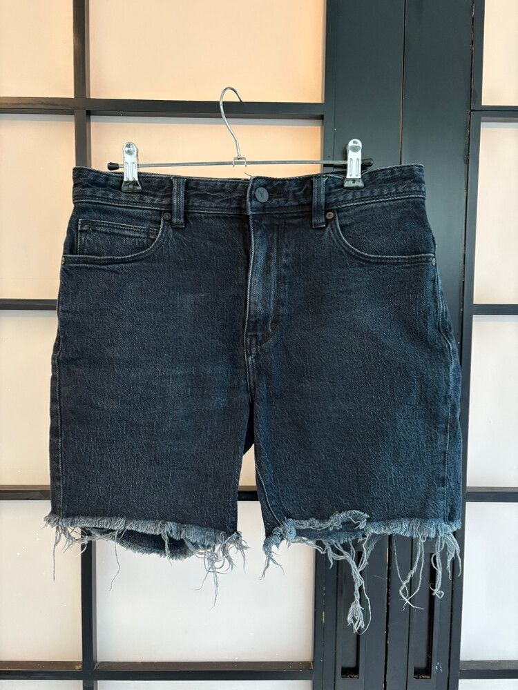 A Brand Navy Shorts 30