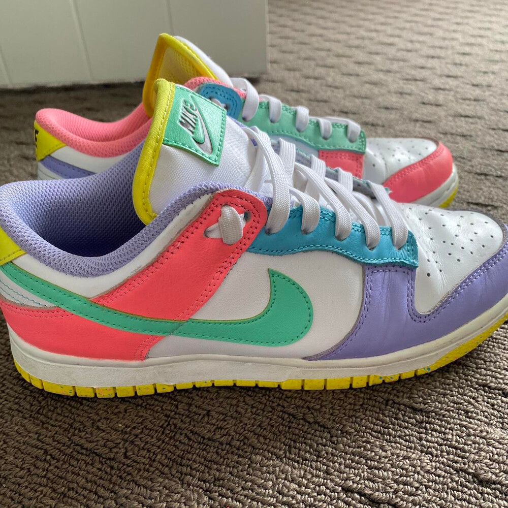 RARE NIKE DUNKS