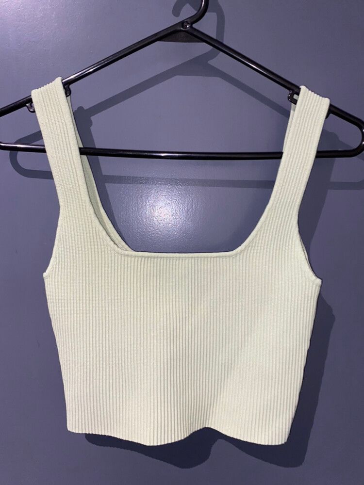 Light Green Crop