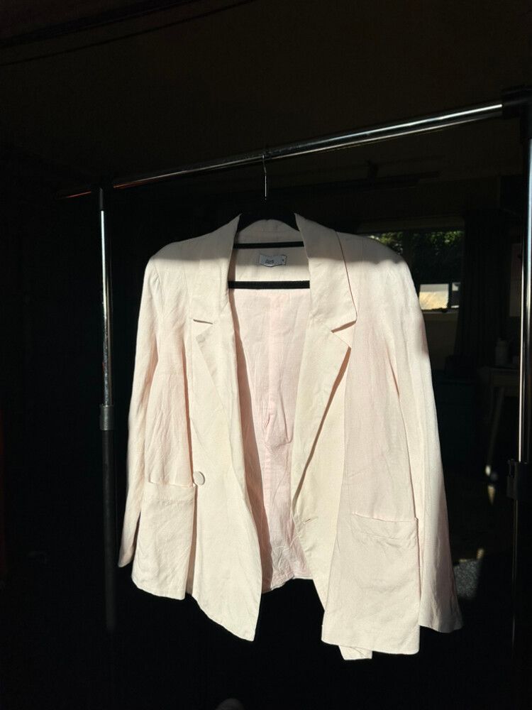 Liam Pink linen Blazer Size 10