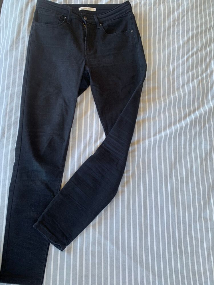 Levi's 721 High Rise Skinny Jeans