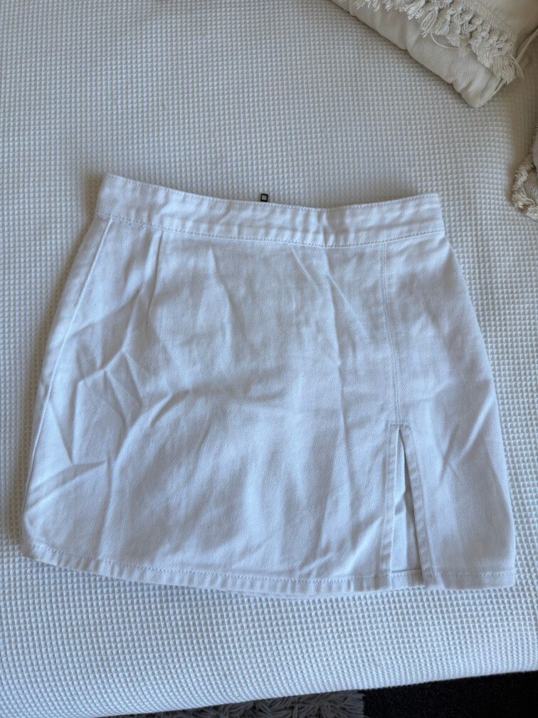 Lioness Mini Skirt