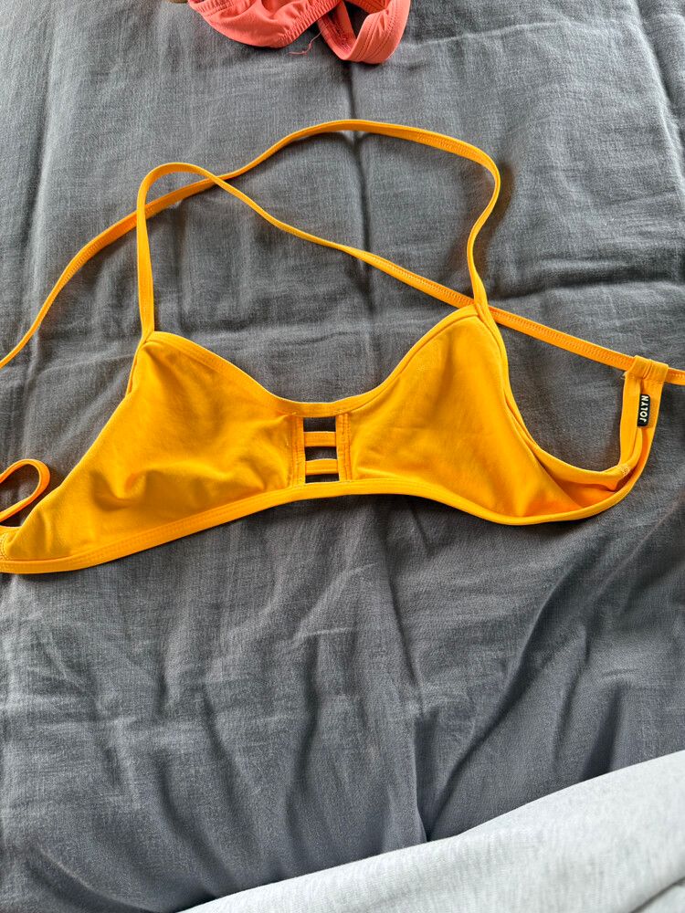 Jolyn Bikini Top