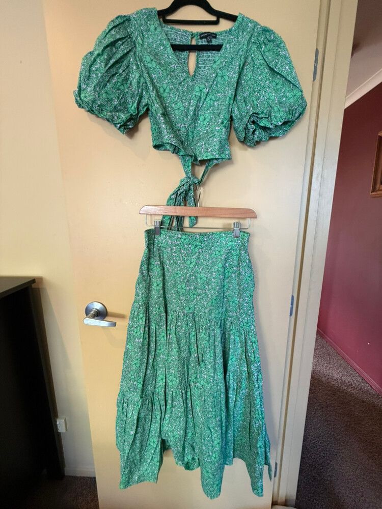 Among The Brave Green Floral Set