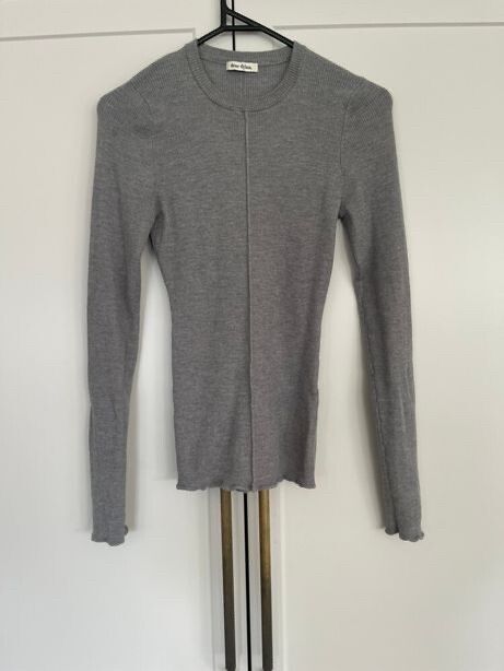 Dear Dylan merino long sleeve knit