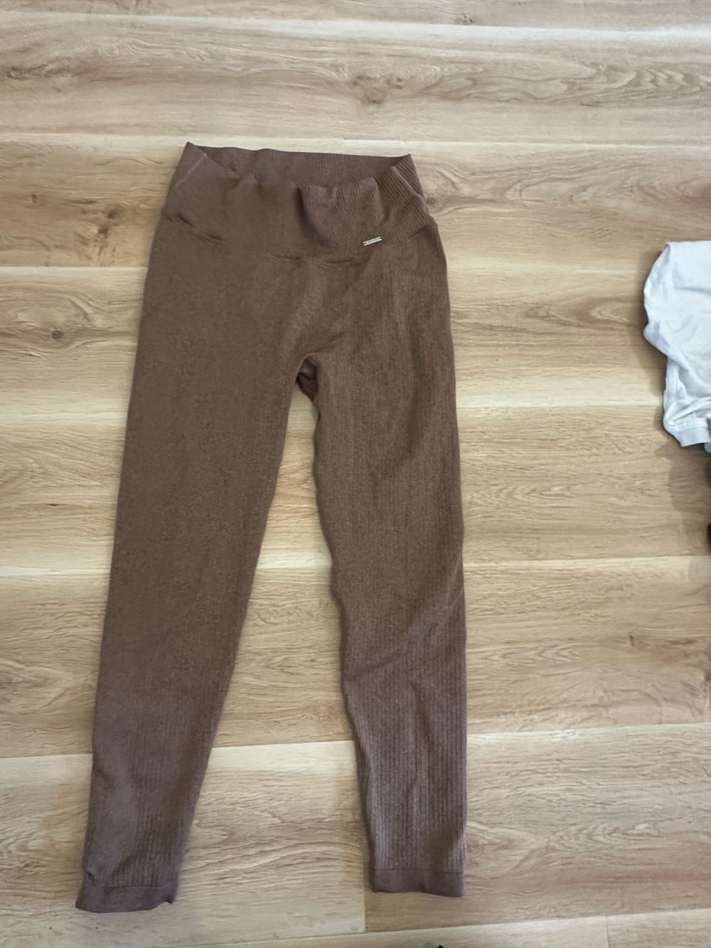 Aimn Brown Ribbed Knit Pants