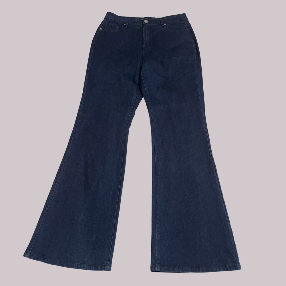 City Chic Harley High Rise Flare Jeans US 14R / NZ 18