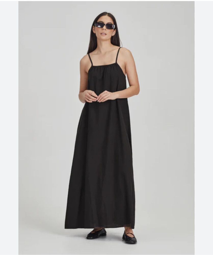 Commoners Linen Dress