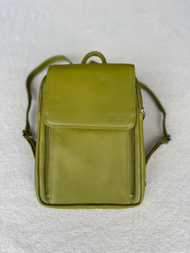 Fascino genuine leather mini backpack or travel bag – dark Kermit green