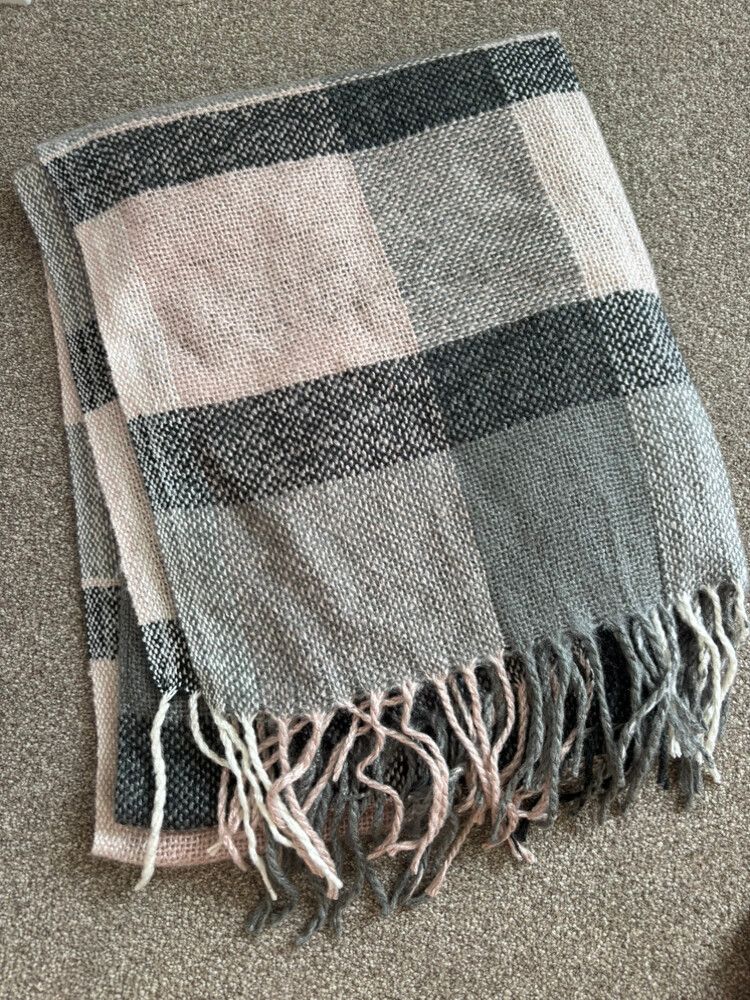 forever new scarf