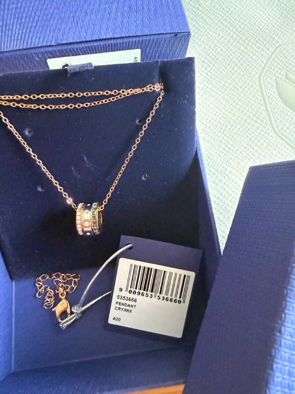 Open gallery Swarovski 3-tone hint ring necklace Carousel 1 Swarovski 3-tone hint ring necklace Carousel 2 Swarovski 3-tone hint ring necklace Carousel 3 Swarovski 3-tone hint ring necklace Carousel 4 Swarovski 3-tone hint ring necklace Carousel 5 Swarovs