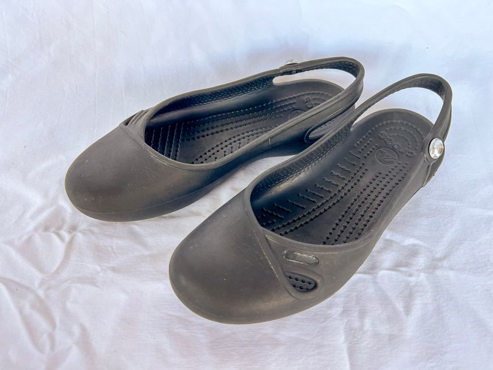 Black flats, jewels on sides